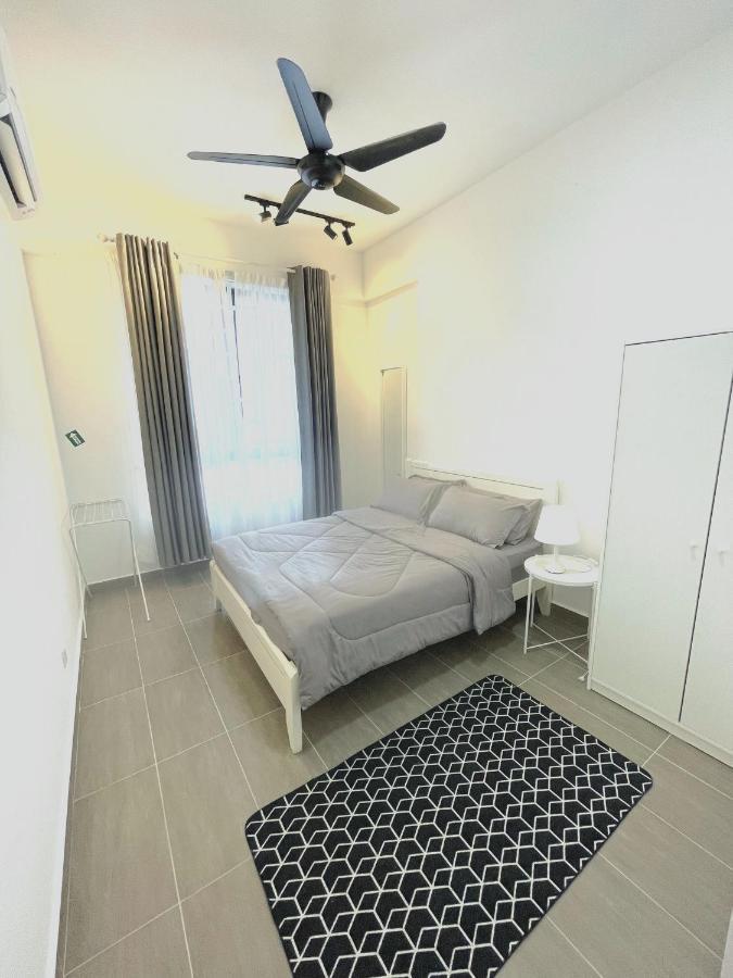 Deena Suite At Troika ,Kota Bahru Luaran gambar
